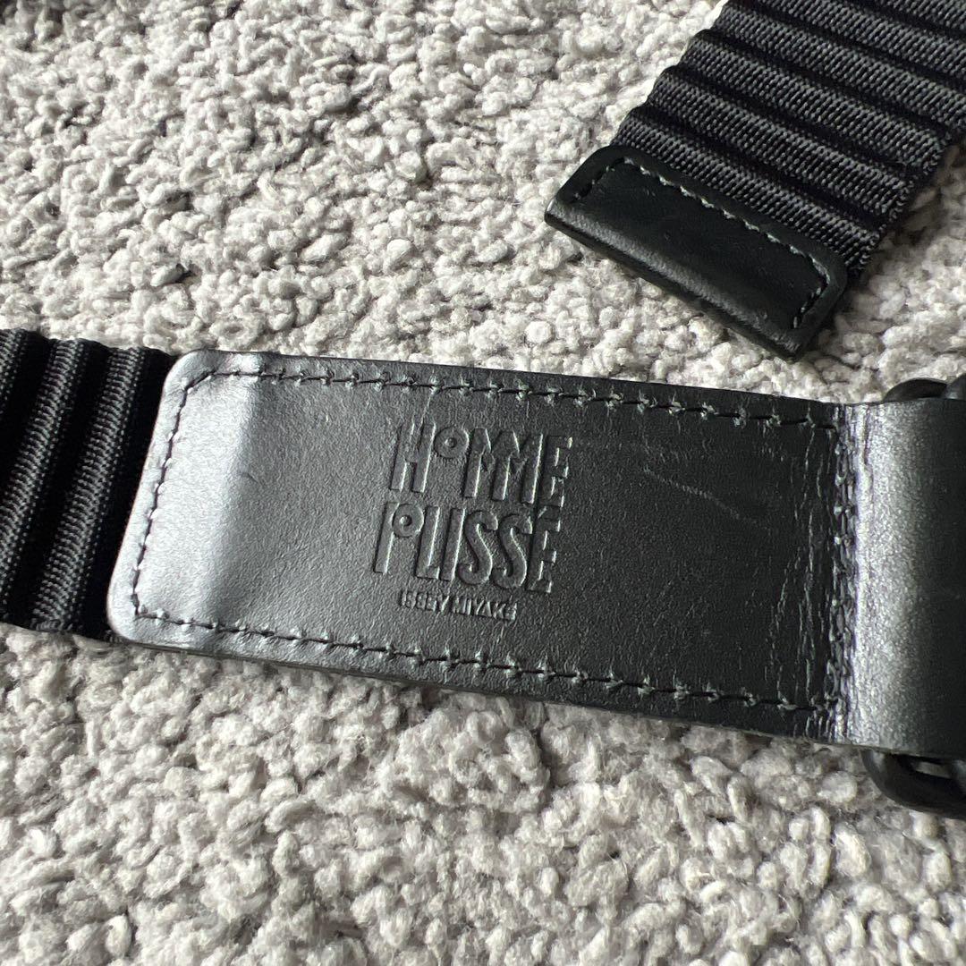 イッセイミヤケ ISSEY MIYAKE プリーツベルト 黒
