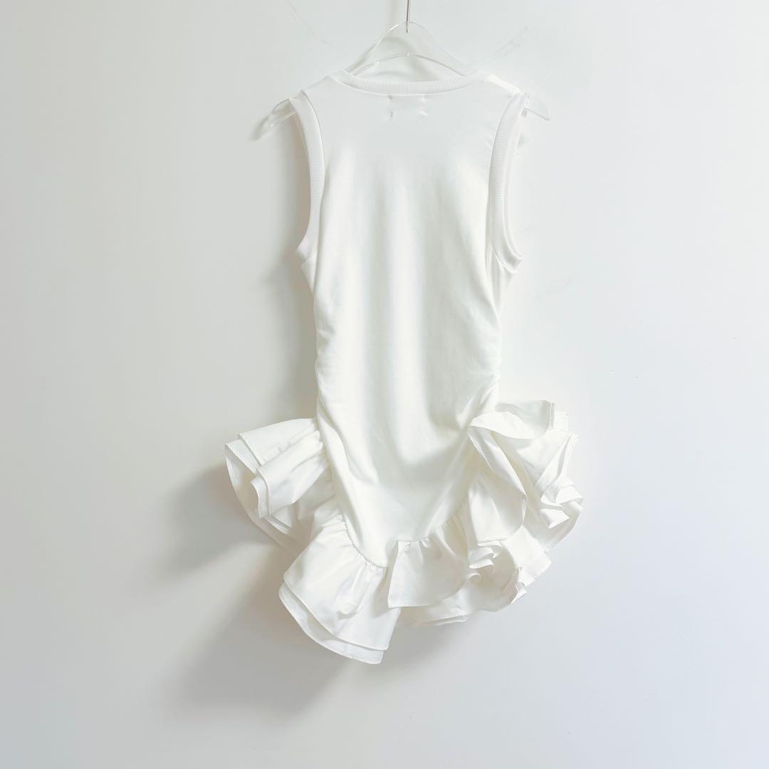 翌日発送1点のみBibiy IRIS RUFFLE TOP ホワイト - メルカリ