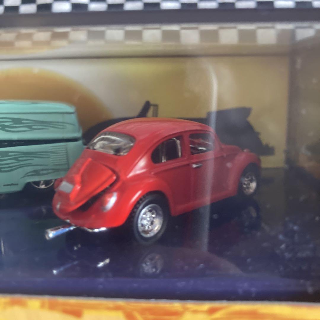 マテル製ホットウィールHOT & CLASSIC \"BUGS & BUSES\"