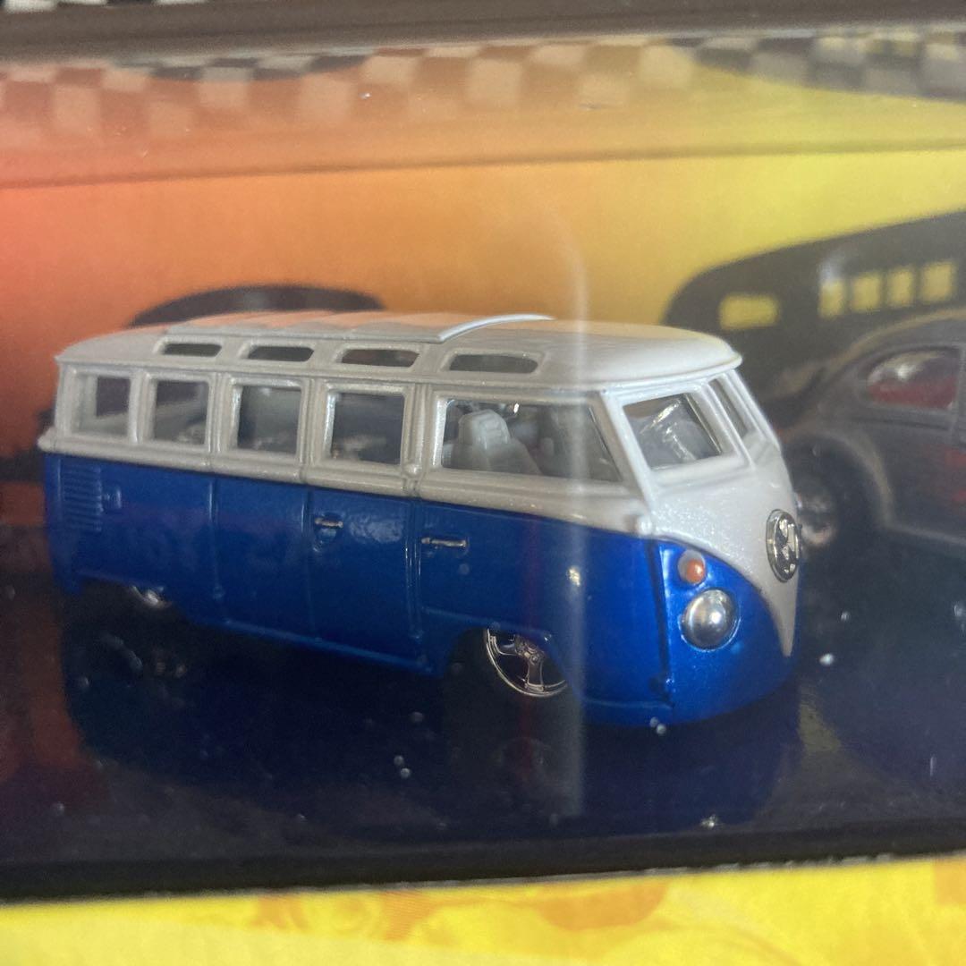マテル製ホットウィールHOT & CLASSIC \"BUGS & BUSES\"