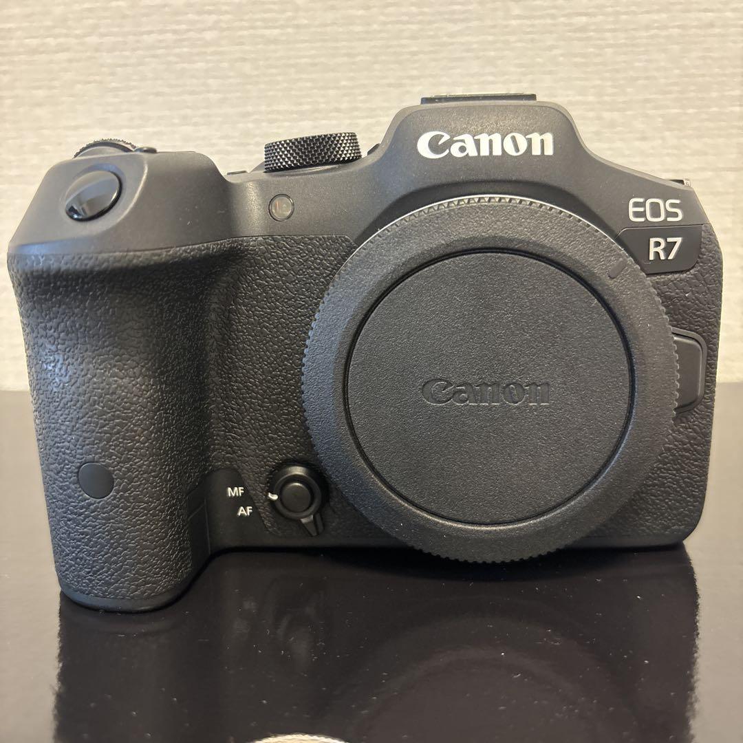 【美品】Canon EOS R7 ミラーレス一眼