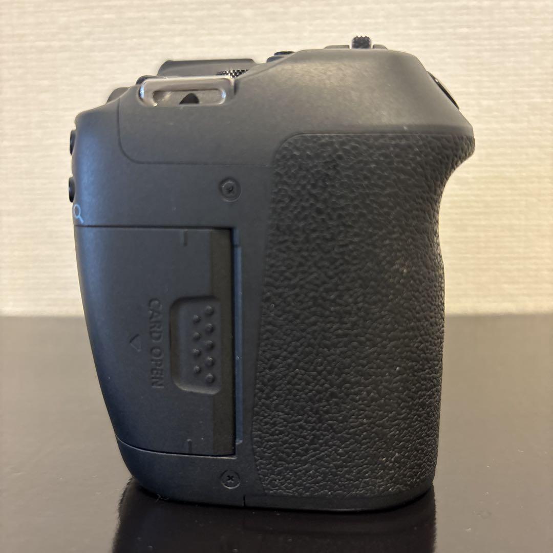 【美品】Canon EOS R7 ミラーレス一眼
