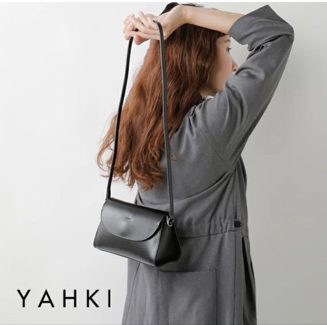 ヤーキ YAHKI 黒 ショルダーバッグ YH-646 - メルカリ