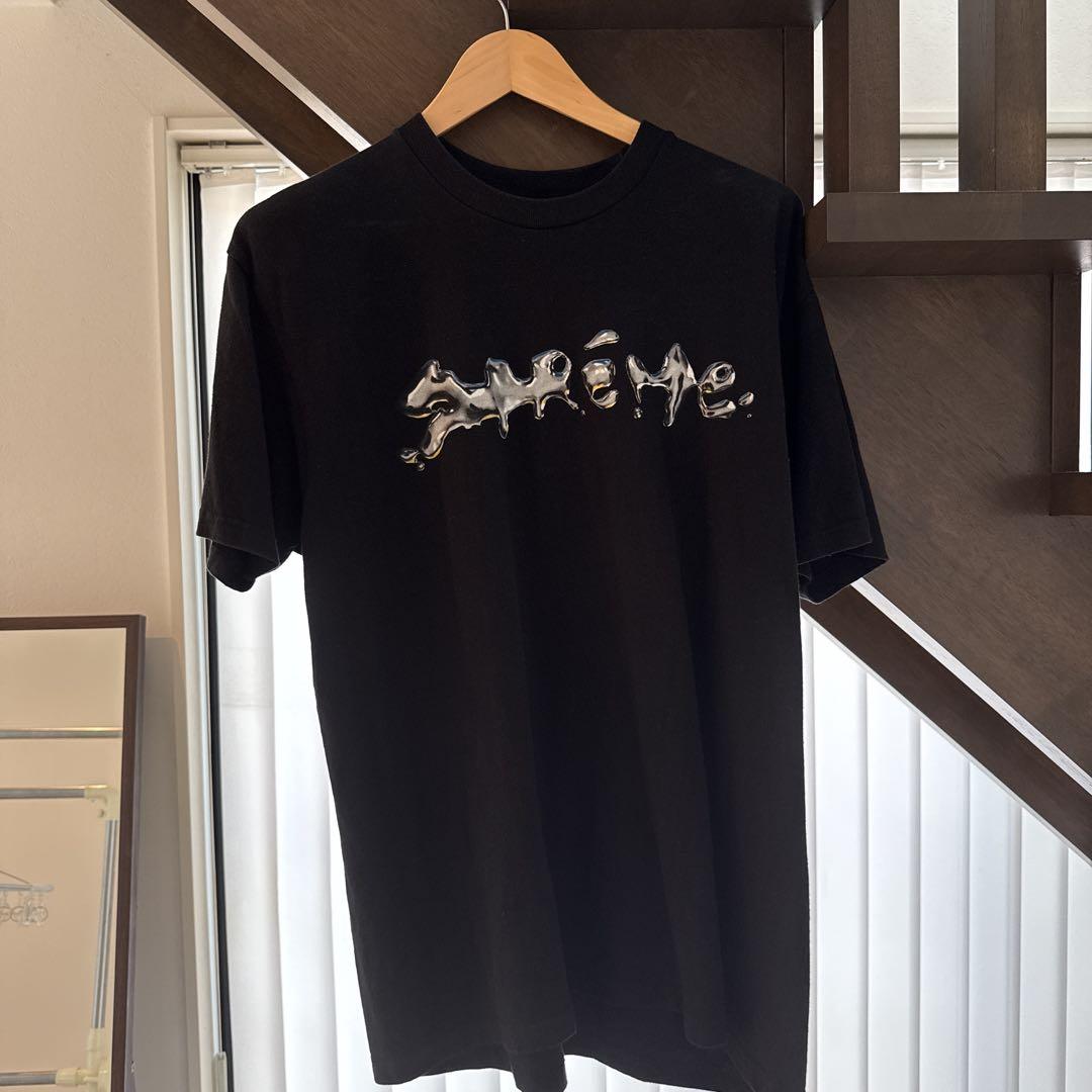 Supreme メタリックロゴ Tシャツ 黒