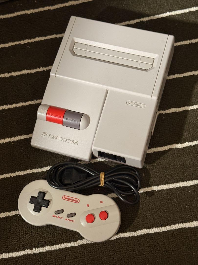 美品 ニューファミコン 本体 セット - メルカリ