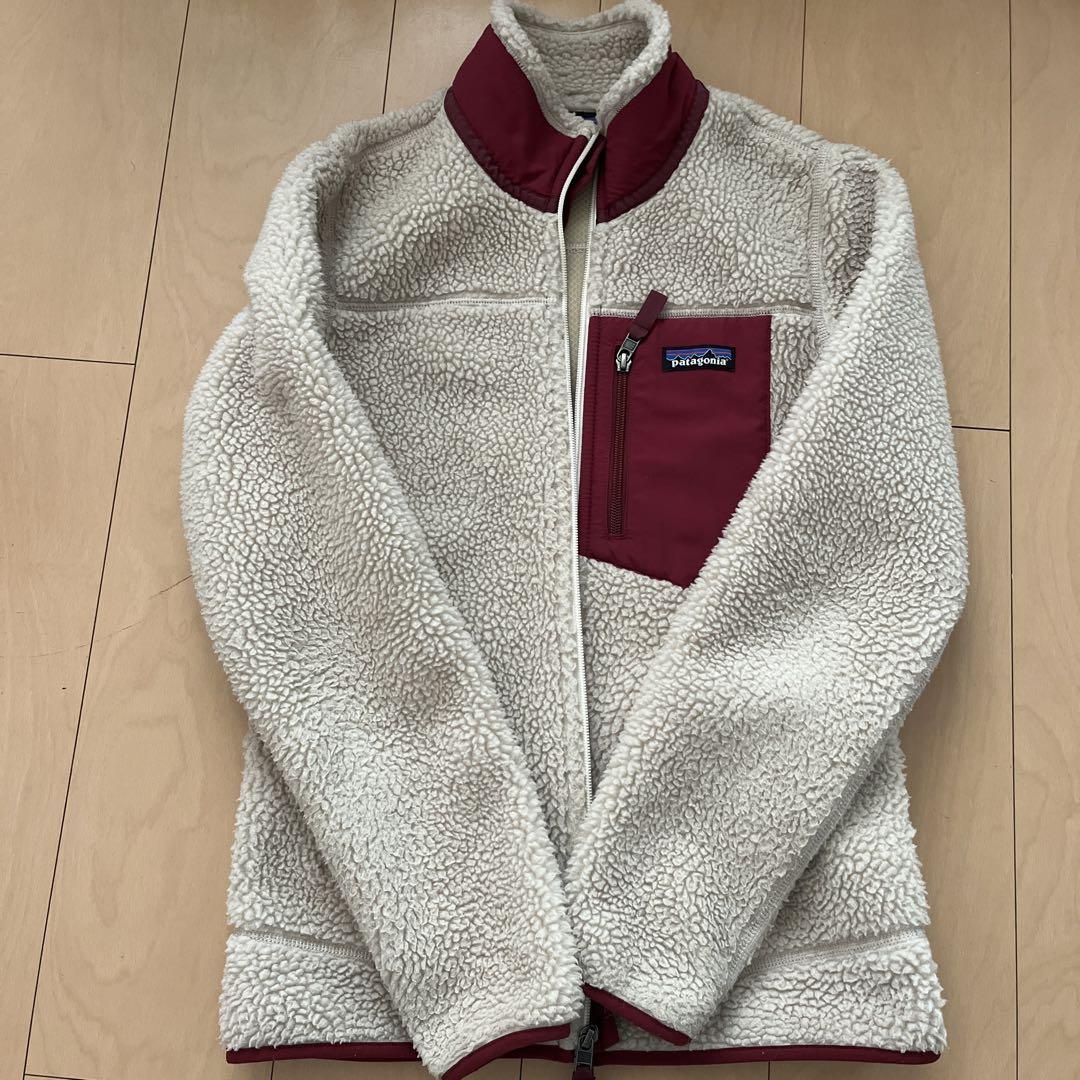 patagonia フリースジャケット XS クリーム色