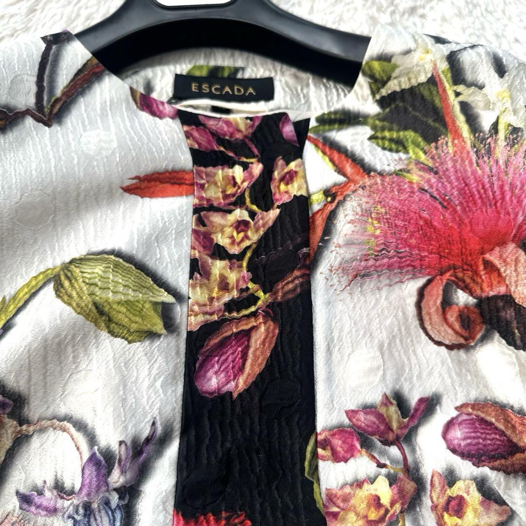 【美品】ESCADA エスカーダ　花柄ノーカラーシルクジャケット