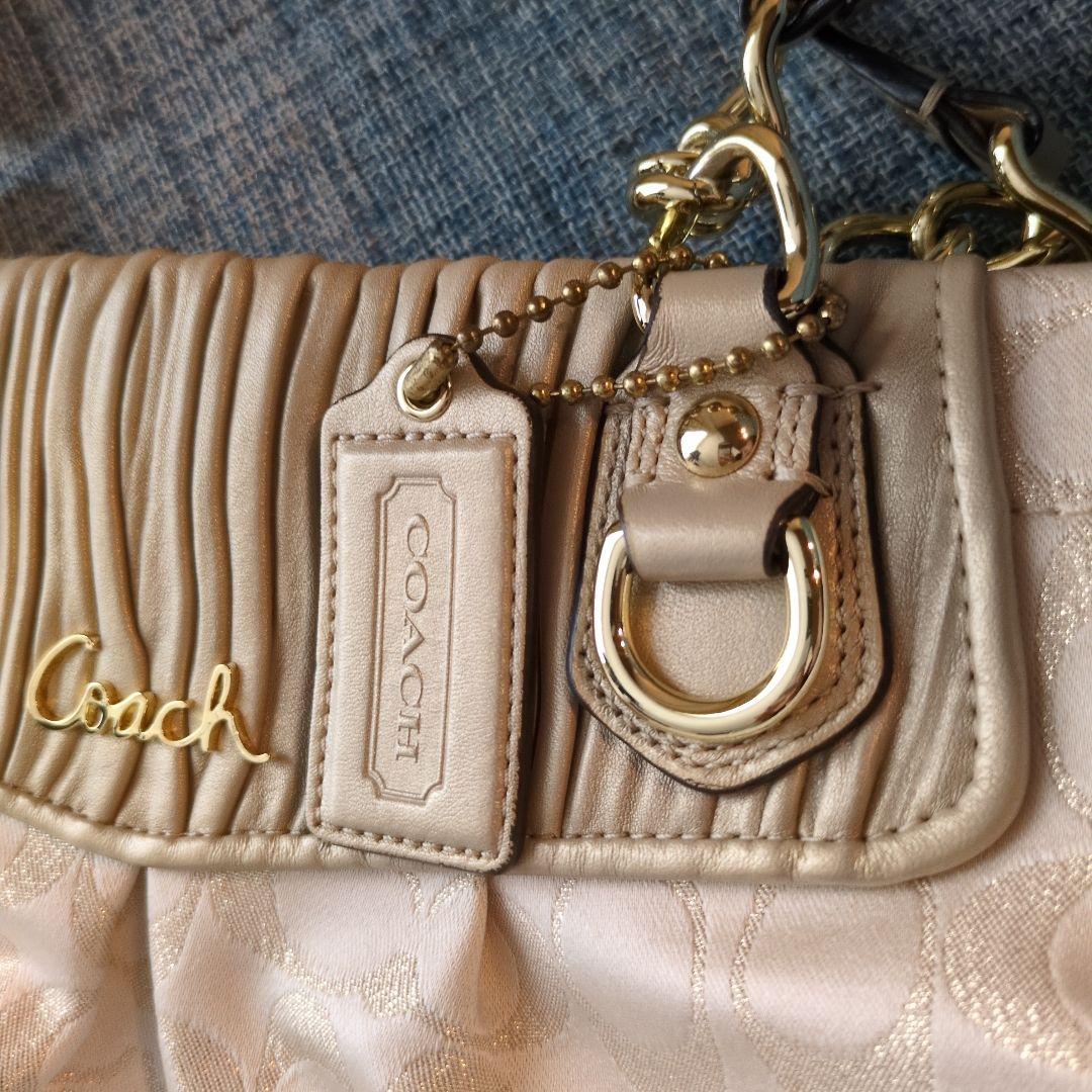 COACH バッグ　ホワイト系