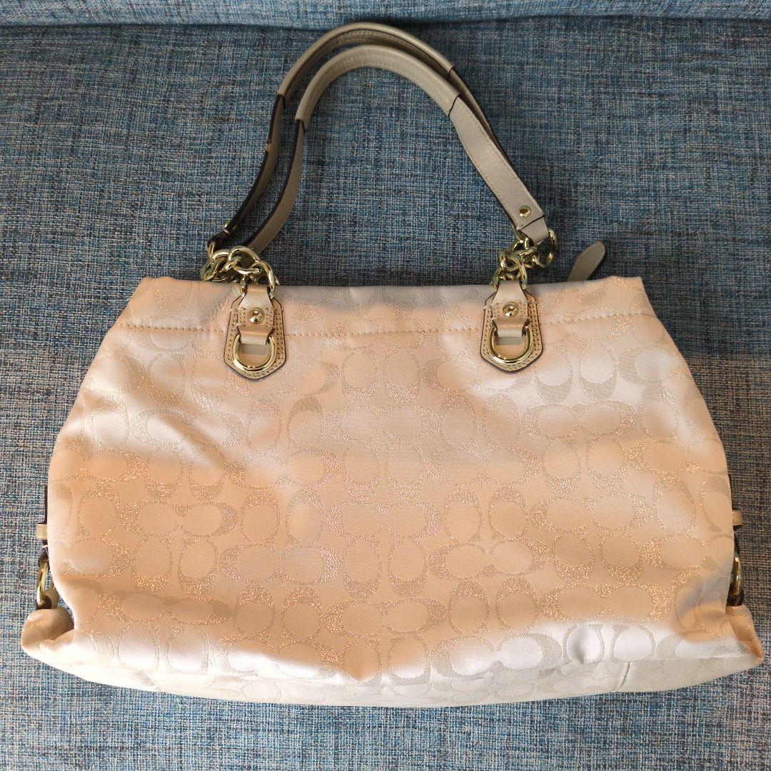 COACH バッグ　ホワイト系