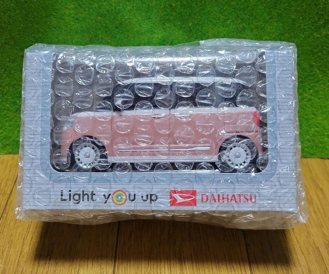 DAIHATSU　ムーヴキャンバス　ミニカー　ピンク　ホワイト