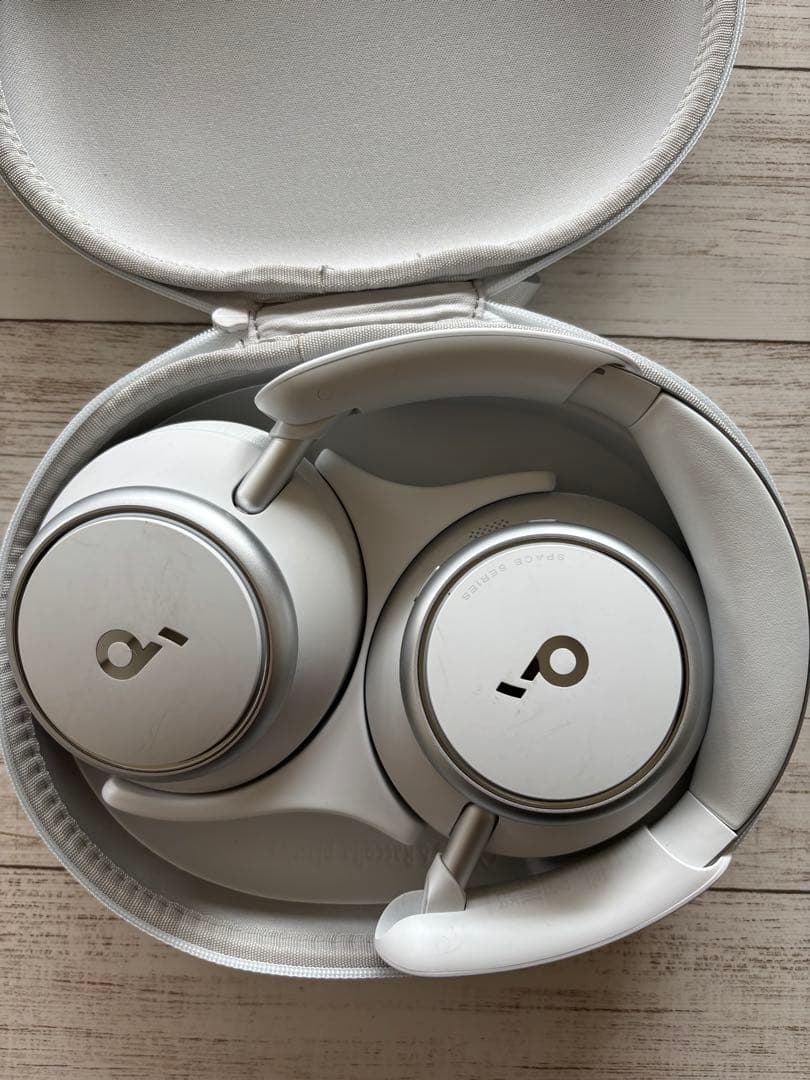 ANKERSoundcore Space Q45 ワイヤレスヘッドホン ホワイト ANKERSoundcore Space Q45 ワイヤレスヘッドホン ホワイト