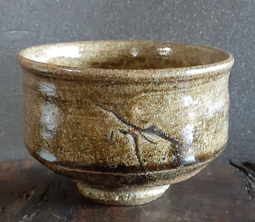時代品】 灰釉 彫り文様 大振り 茶碗 茶道具 茶器