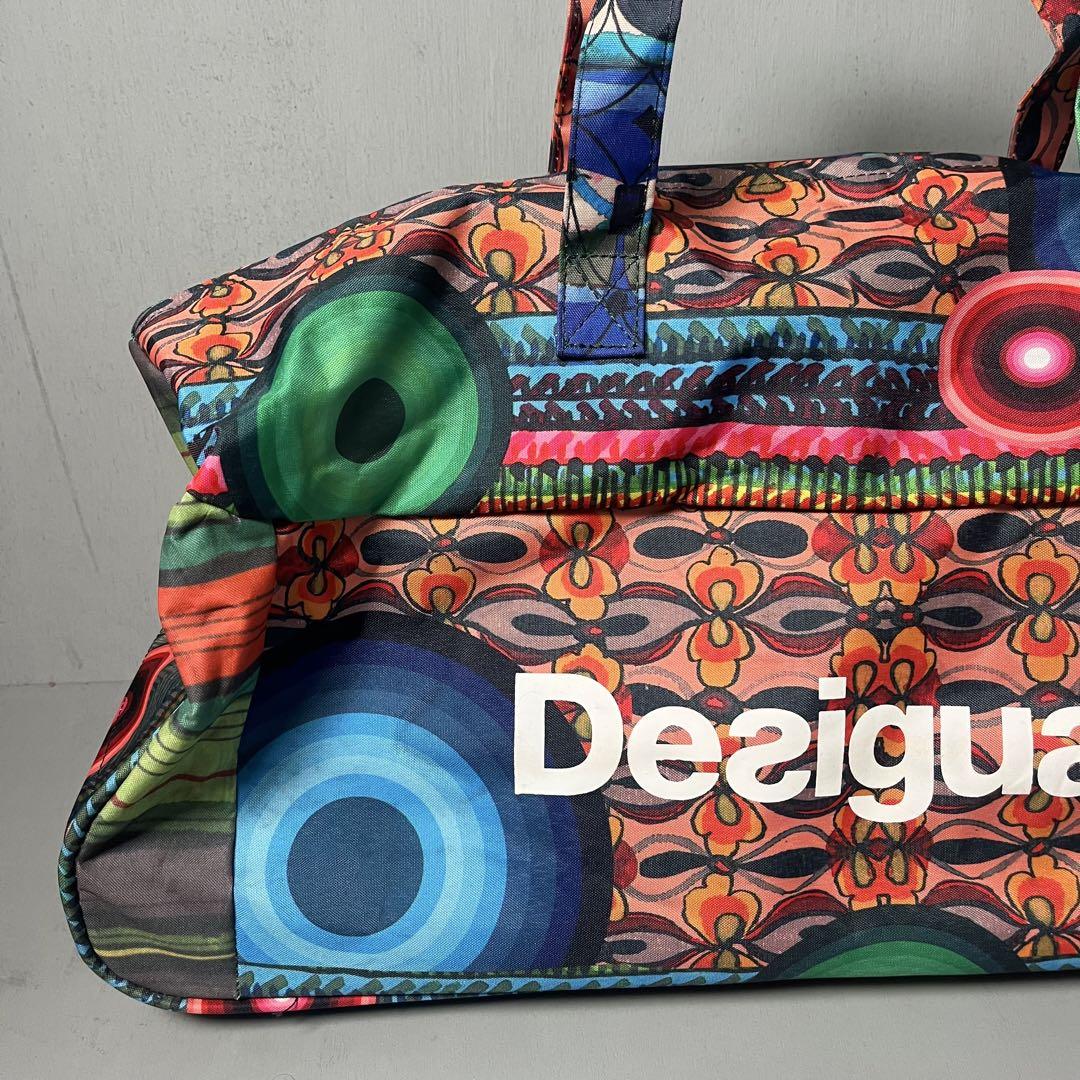 Desigual デシグアル キャリーバック 読みかけ キャスター付