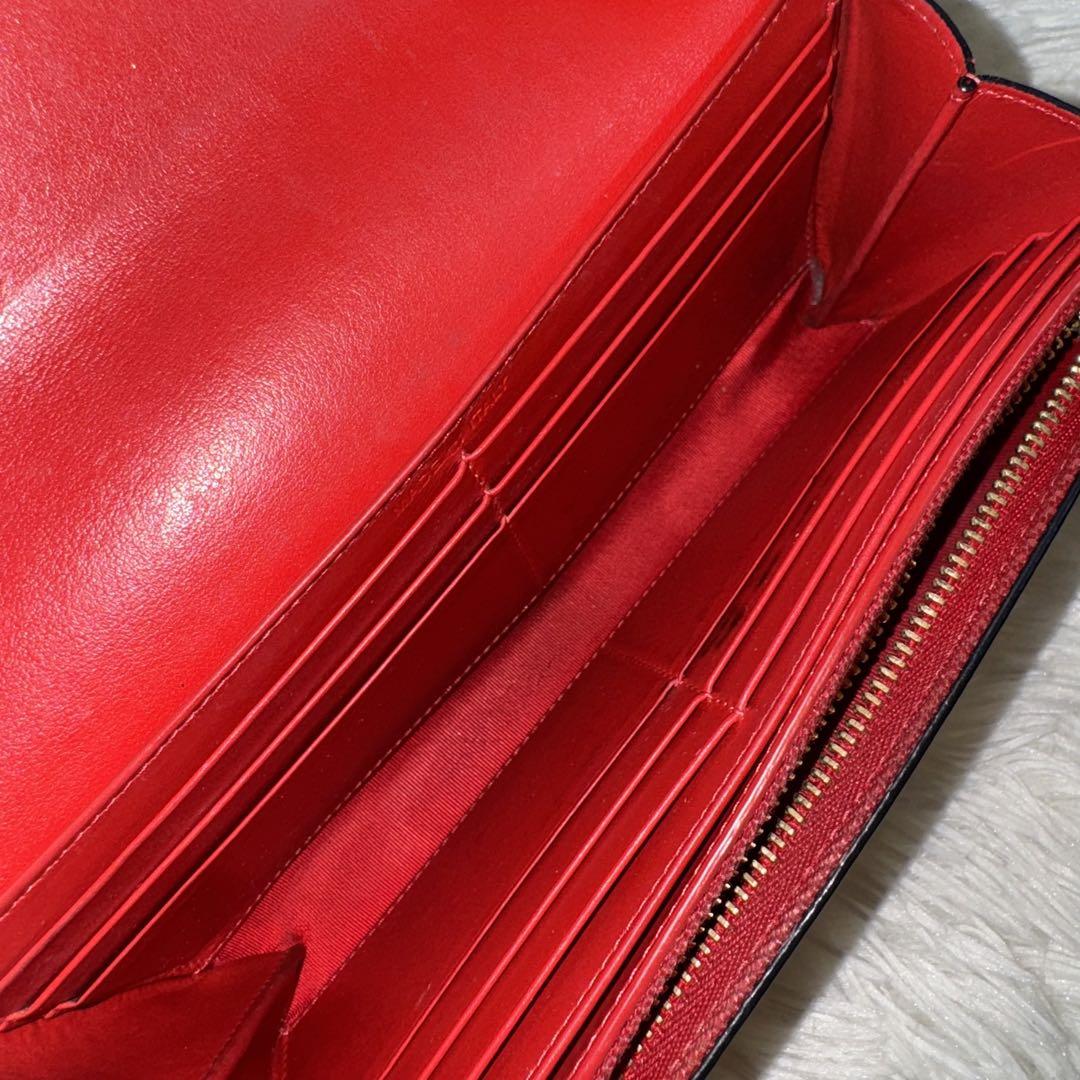 美品✨クリスチャンルブタン チェーンウォレット ショルダー