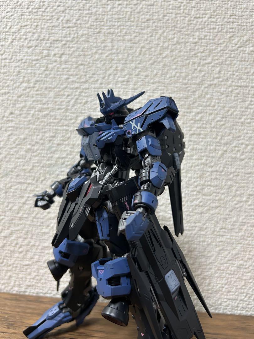 ガンプラ　MG ガンダムヴィダール　塗装済み　完成品