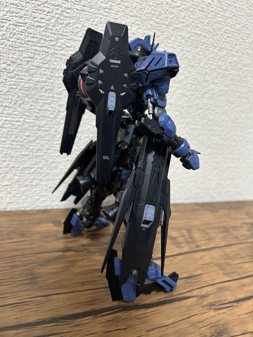 ガンプラ　MG ガンダムヴィダール　塗装済み　完成品