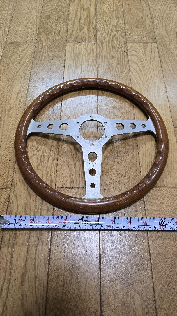 momo ウッド ステアリング ハンドル　旧車