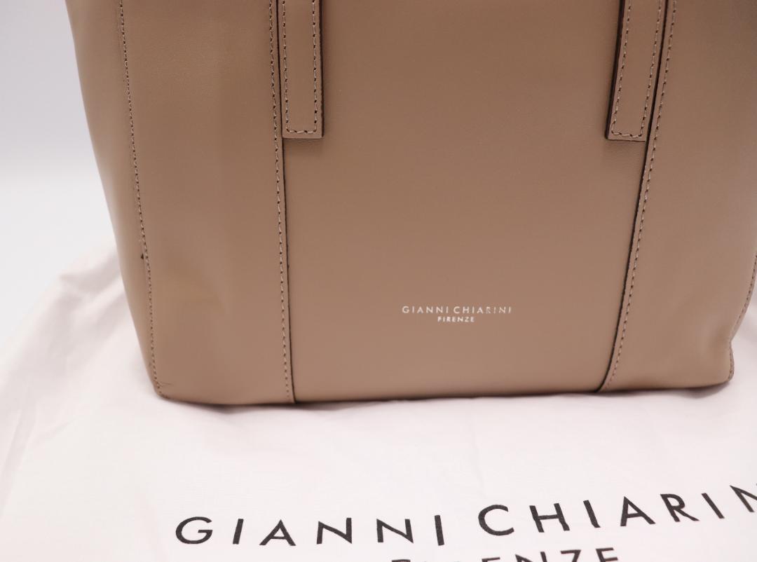 600円