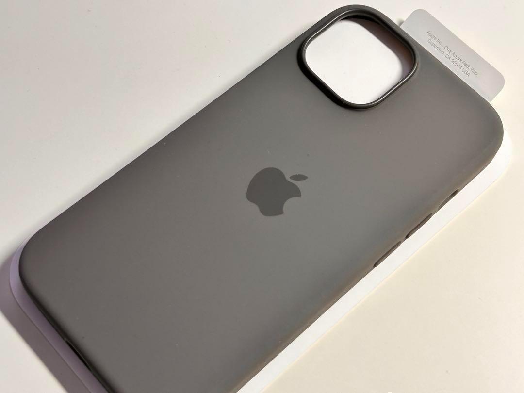 【新品】純正 iPhone 15 シリコンケース・クレイ②
