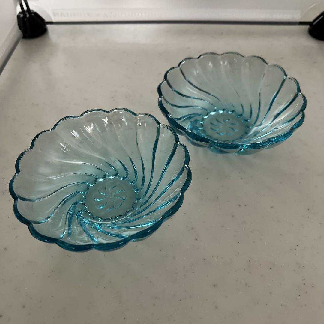 ヘーゼルアトラスシェルカプリブルー