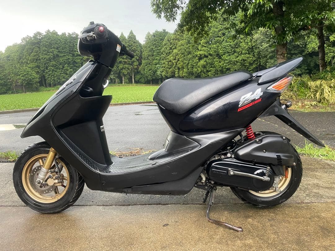 ホンダ Dio Z4 ディオ AF63 FI 2004年式 走行状態、発送可能 ホンダ Dio Z4 ディオ AF63 FI 2004年式 走行状態、発送可能