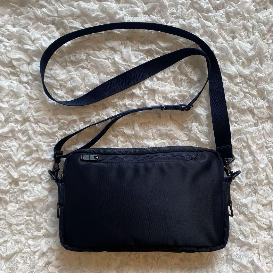 PORTER / LIFT SHOULDER BAG リフト　ショルダーバッグ