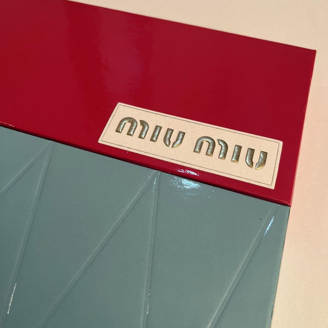 ブランドバッグ通販サイト miumiu ノベルティ フォトブック 美品 - メルカリ 小物
