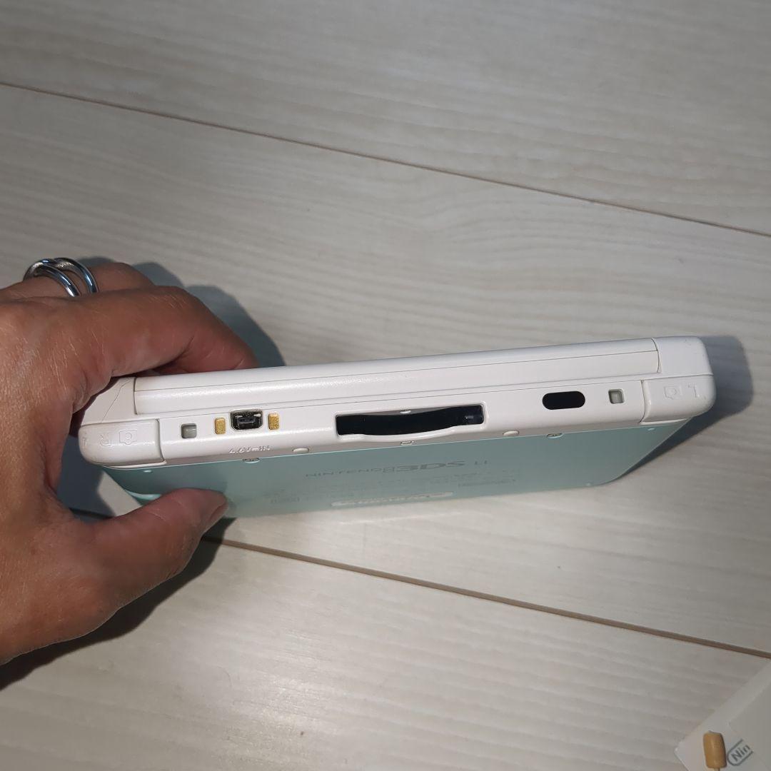 【動作品】ニンテンドー 3DS LL ミントホワイト 本体 任天堂 箱付