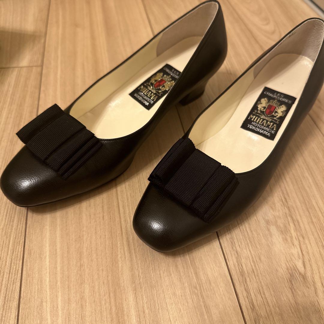 【新品未使用】ミハマ　パンプス　ブラック　24 cm