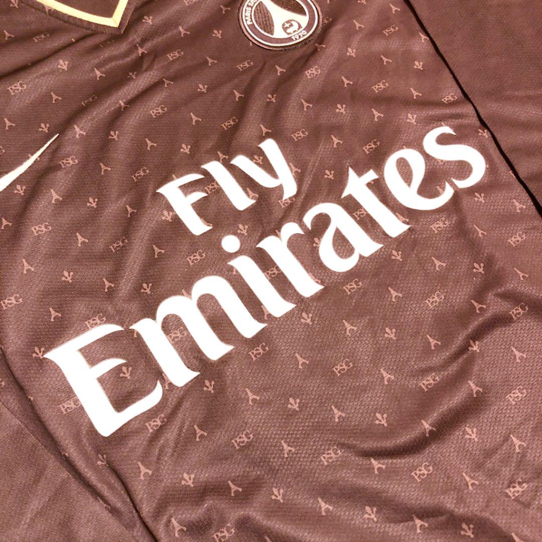 極美品 Nike 正規品 Psg パリサンジェルマン 06 07 ユニフォーム メルカリ 極美品 Nike 正規品 Psg パリサンジェルマン 06 07 ユニフォーム メルカリ