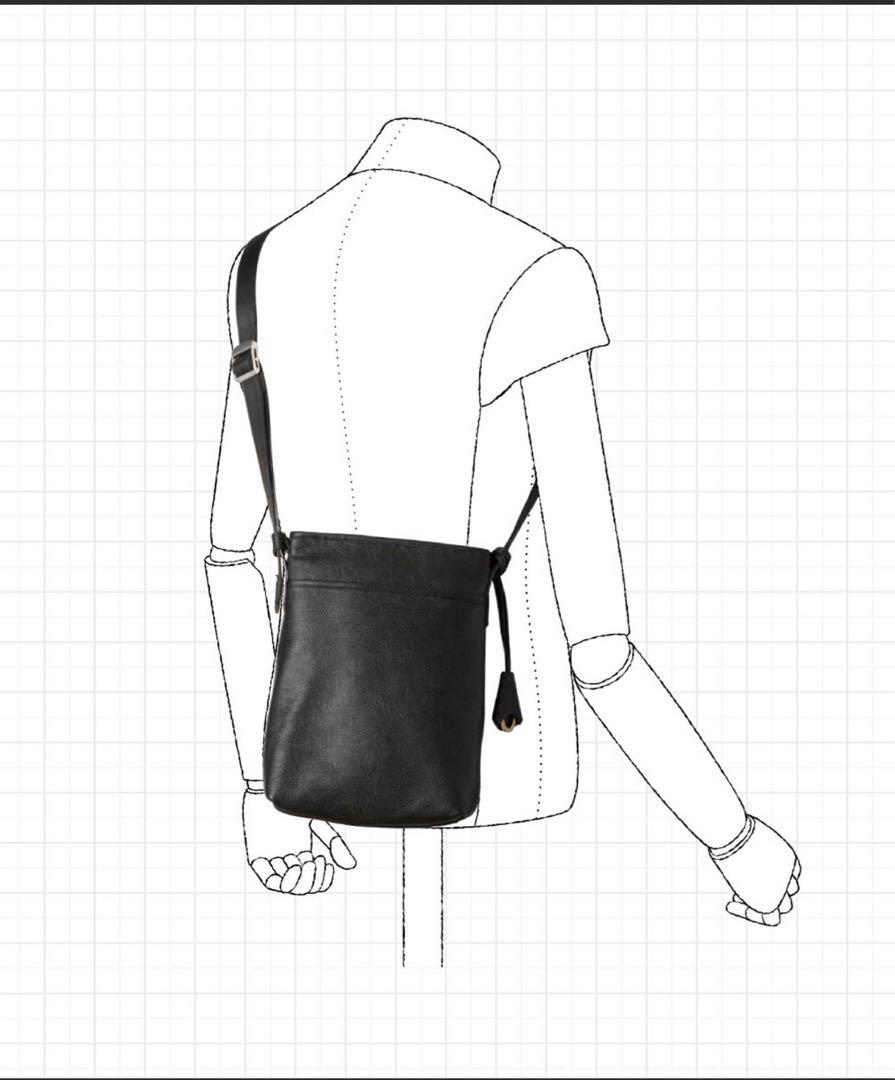 美品　aniary シンプルショルダーバッグ グレー