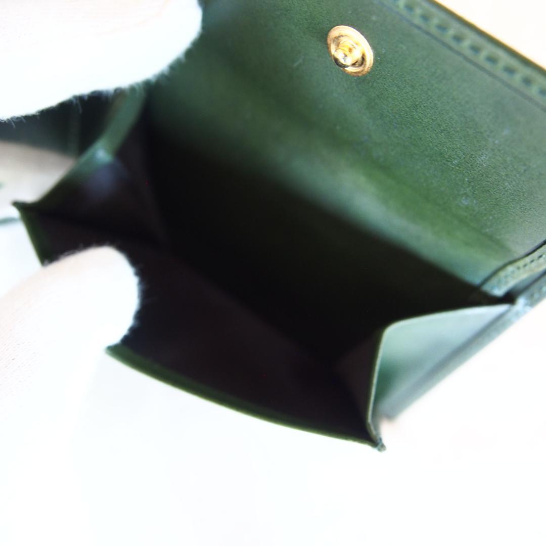 美品 ポロ ラルフローレン ☆ ロゴ 型押し レザー 二折財布 小銭室有 財布