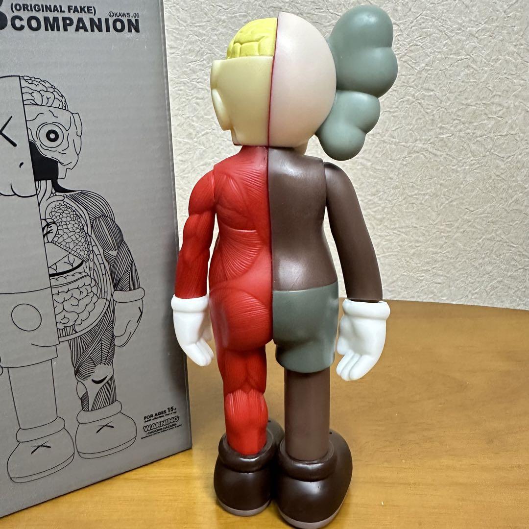 カウズOrnaments Fakeフィギュア