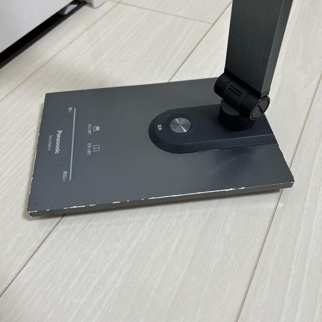 パナソニック　LEDデスクライト SQ-LD560-K 2021年製