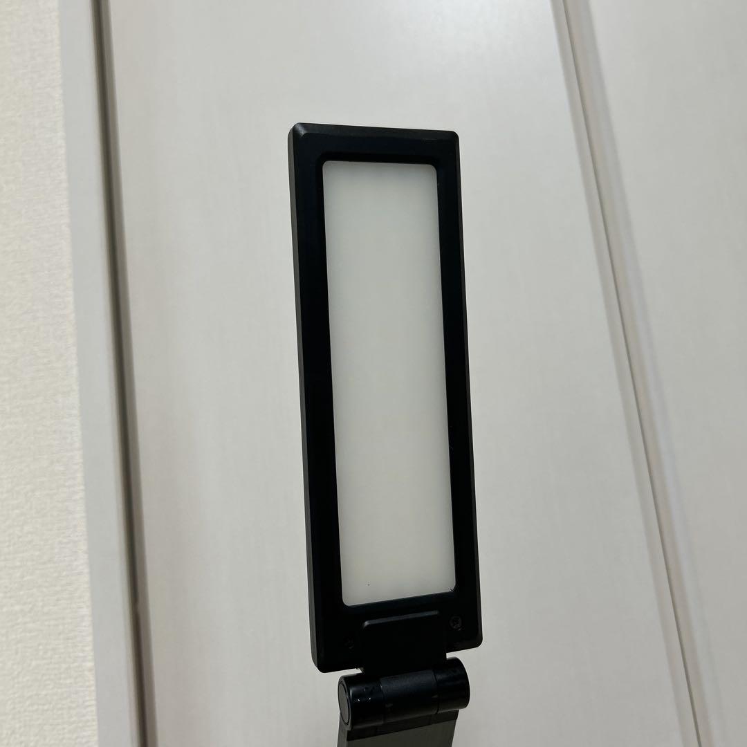 パナソニック　LEDデスクライト SQ-LD560-K 2021年製