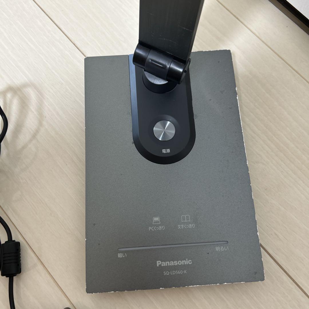 パナソニック　LEDデスクライト SQ-LD560-K 2021年製