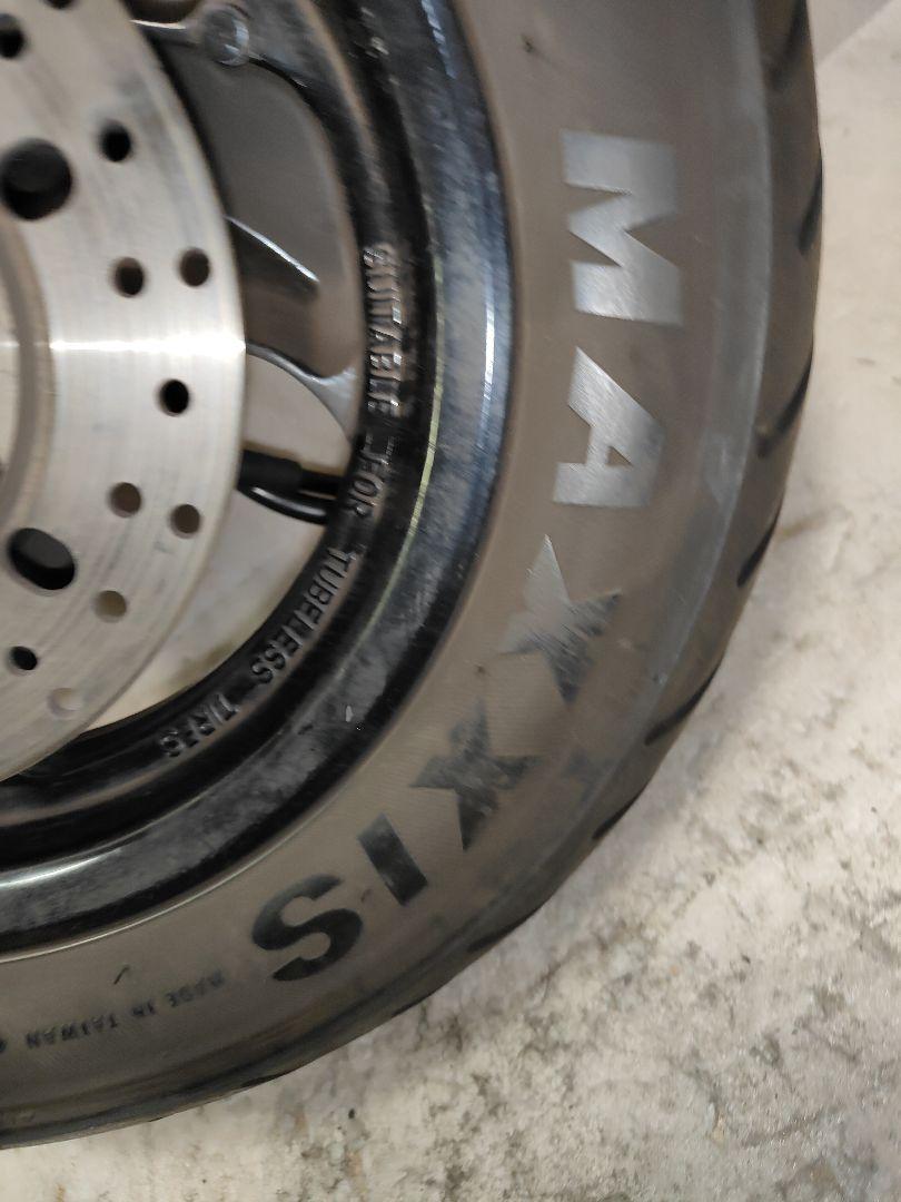 アクシスZ 純正フロントホイール シャフト タイヤ おまけディスク付き