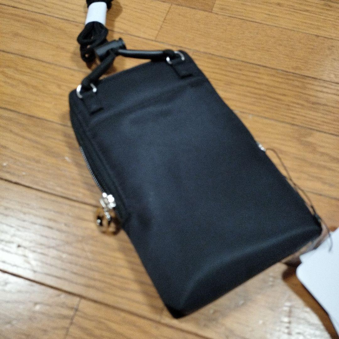 マリークワントポシェットバック