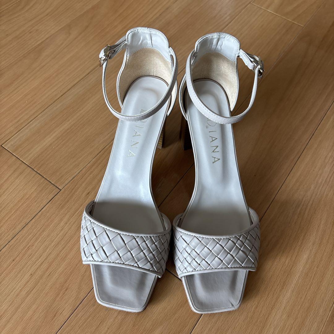 【美品】DIANAダイアナ スクエアトゥ ストラップサンダル 24.5cm
