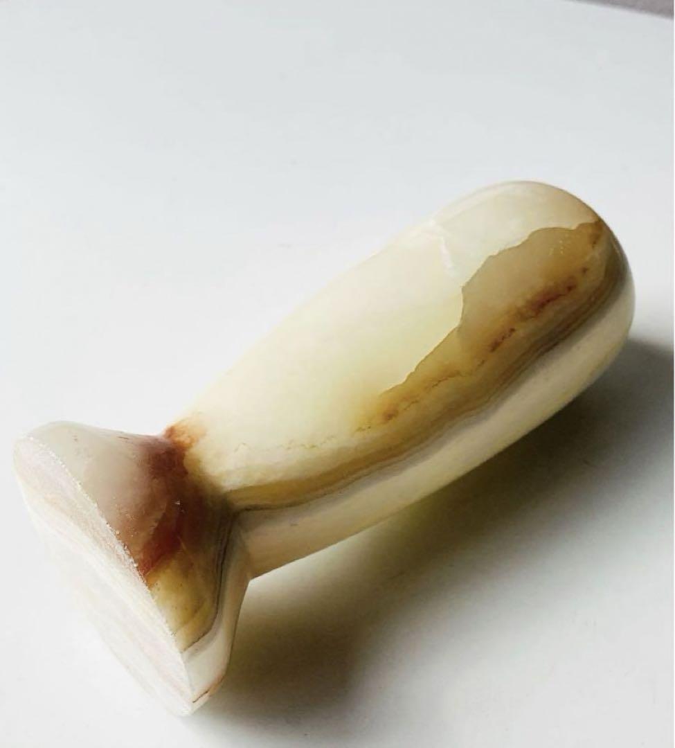 大理石花瓶一輪挿し