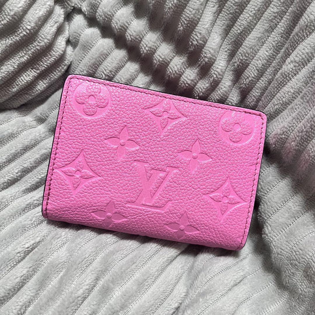 限定カラー　ルイヴィトン ポルトフォイユ・クレア 二つ折り財布