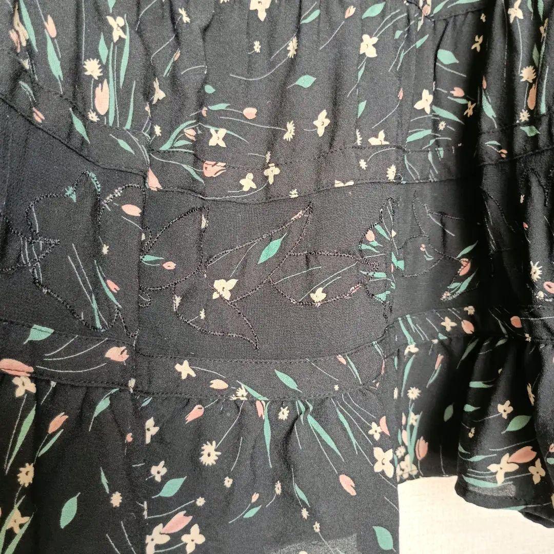 ローラアシュレイ　シルク小花柄セットアップ　タグ無し未使用品7号