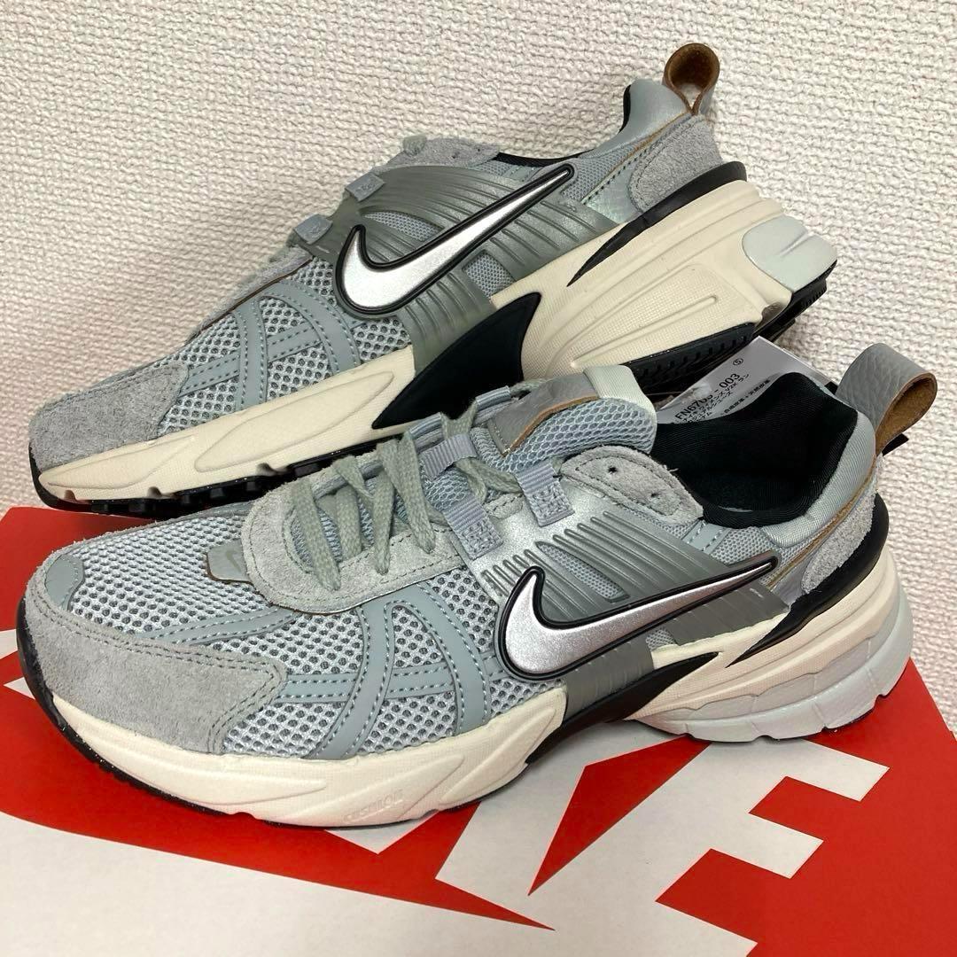 FN6703-003(T) WMNS NIKE V2K RUN 23cm