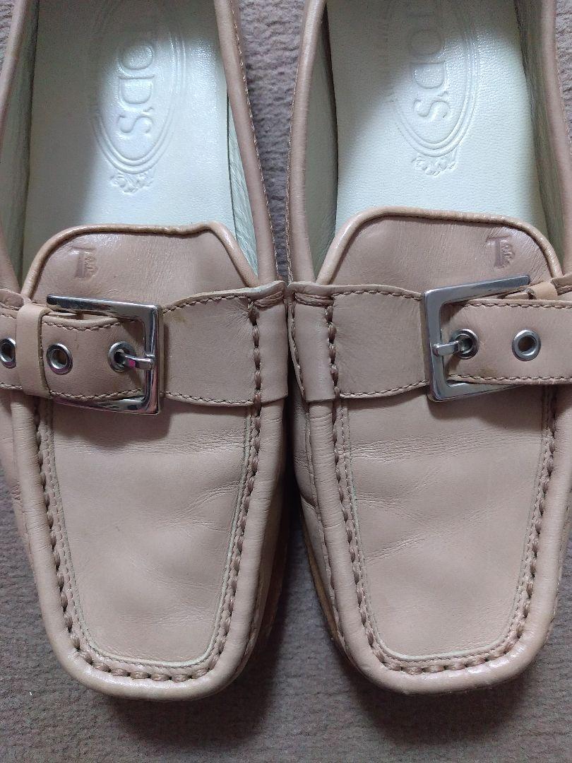 人気☆TOD'Sトッズ☆ベルトローファーベージュ35サイズ