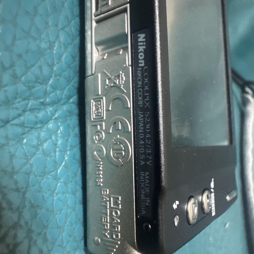 Nikon COOLPIX デジタルカメラ 10メガピクセル.