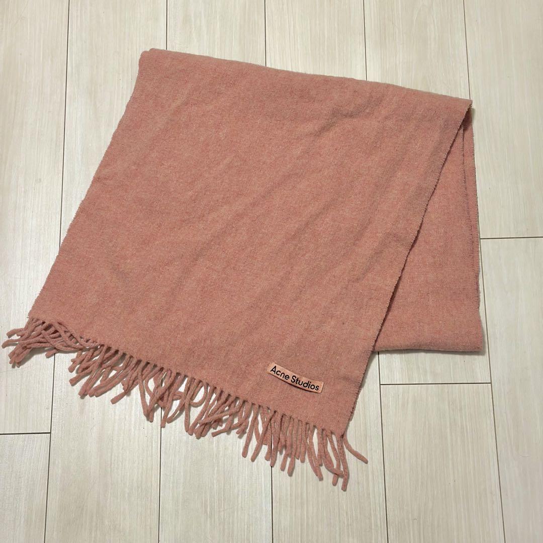 Acne Studios
