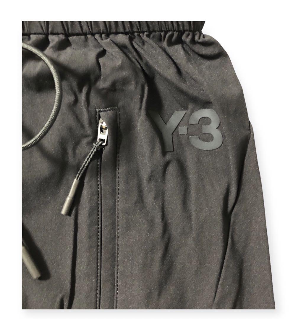 新品未使用 Y-3 Yohji Yamamotoクロップドパンツ ブラック 新品未使用 Y-3 Yohji Yamamotoクロップドパンツ ブラック