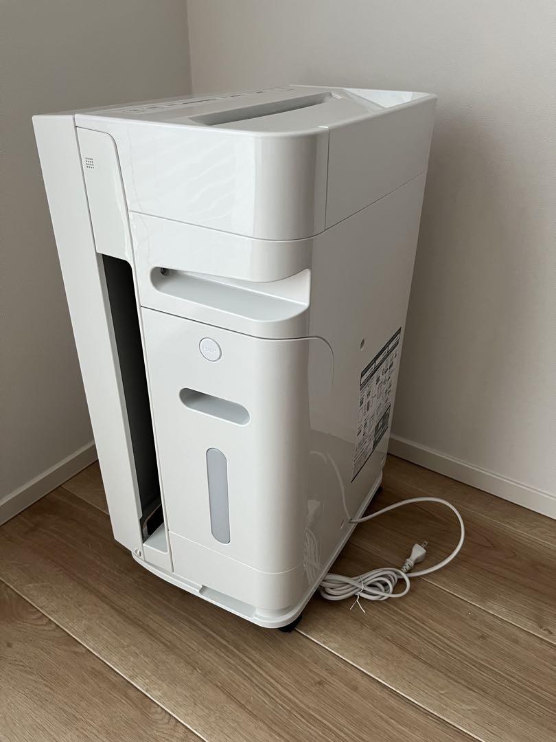 DAIKIN ダイキン　加湿空気清浄機　ストリーマ MCK70XN-W