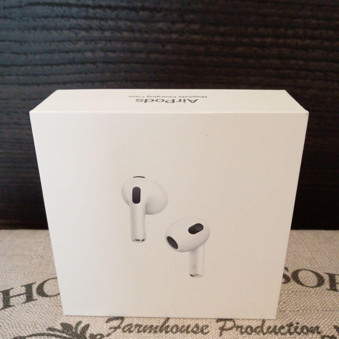 Apple - Apple Airpods 第3世代 Amazon.co.jp: 【整備済み品】 Apple AirPods (第3世代) 無線