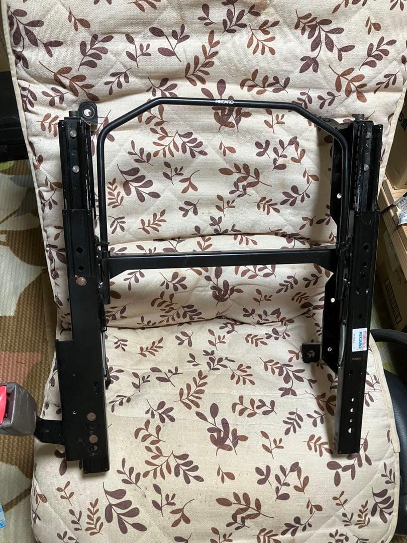 レカロ製シートレール モコ/MRワゴン MG/MF22